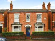 4 Bedroom Detached House For Sale In Worcester,...