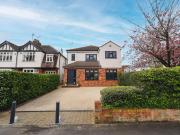 4 bedroom detached house for sale in Worrin Road,...