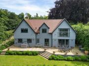 4 Bedroom Detached House For Sale In Wothorpe
