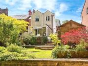 4 Bedroom Detached House For Sale In Wrexham Road,...