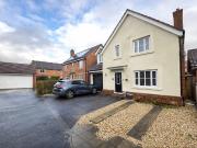 4 bedroom detached house for sale in Wynwards Road,...