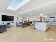4 bedroom detached house for sale in York Road,...