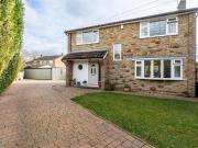 4 bedroom detached house for sale in York Road,...