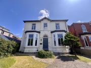 4 bedroom detached house to rent