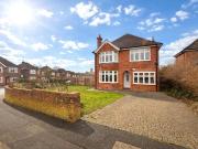 4 bedroom detached house to rent