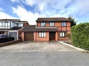 4 bedroom detached house to rent