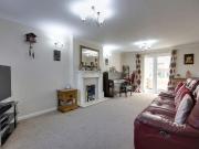4 bedroom detached house to rent
