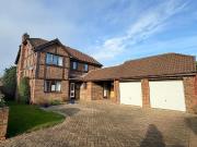 4 bedroom detached house to rent