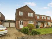 4 bedroom detached house to rent