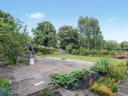 4 bedroom detached house to rent