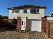 4 bedroom detached house to rent