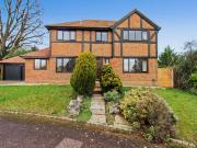 4 bedroom detached house to rent