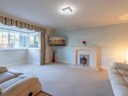 4 bedroom detached house to rent