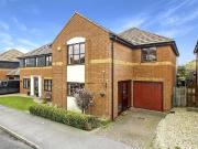 4 bedroom detached house to rent