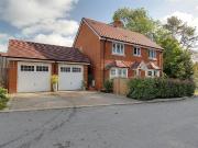 4 bedroom detached house to rent