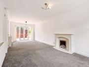 4 bedroom detached house to rent