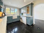 4 bedroom detached house to rent