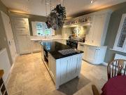 4 bedroom detached house to rent