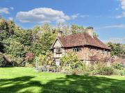 4 bedroom detached house to rent