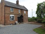 4 bedroom detached house to rent