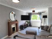 4 bedroom detached house to rent