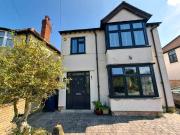 4 Bedroom Detached House to Rent