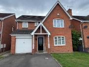 4 bedroom detached house to rent