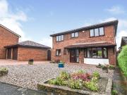 4 bedroom detached house to rent