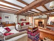 4 bedroom detached house to rent