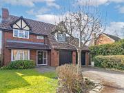 4 bedroom detached house to rent