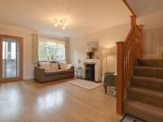 4 bedroom detached house to rent