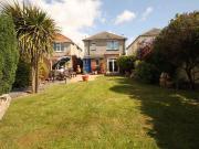4 bedroom detached house to rent