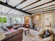 4 bedroom detached house to rent