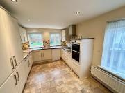 4 bedroom detached house to rent
