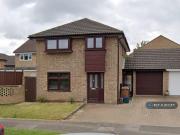 4 bedroom detached house to rent