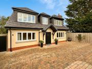 4 bedroom detached house to rent