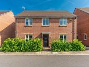 4 bedroom detached house to rent