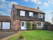 4 bedroom detached house to rent