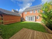 4 bedroom detached house to rent