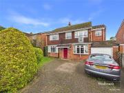 4 bedroom detached house to rent