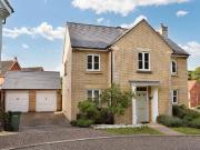 4 bedroom detached house to rent