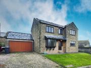 4 bedroom detached house to rent