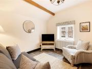 4 bedroom detached house to rent