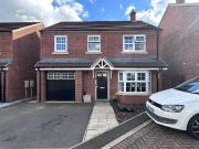 4 bedroom detached house to rent
