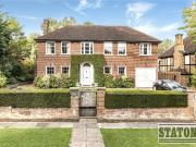 4 bedroom detached house to rent