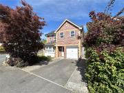 4 bedroom detached house to rent