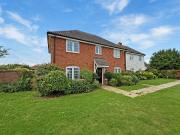 4 bedroom detached house to rent