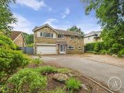 4 bedroom detached house to rent