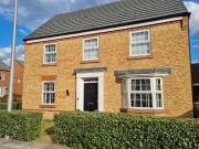 4 bedroom detached house to rent