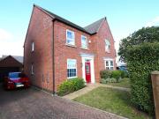 4 bedroom detached house to rent